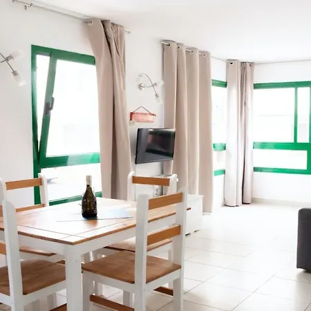 Hibiscus House Corralejo Center Wi-Fi Apartment *