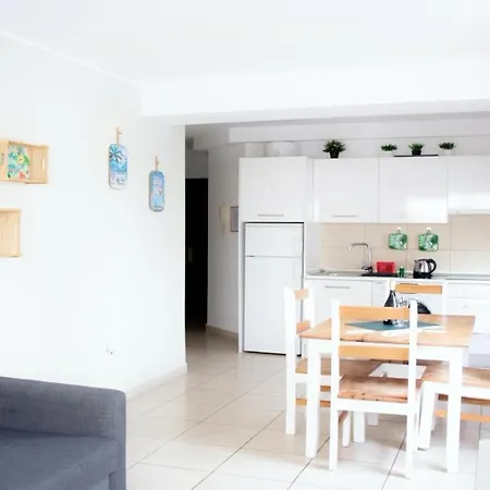 Hibiscus House Corralejo Center Wi-Fi Apartment *